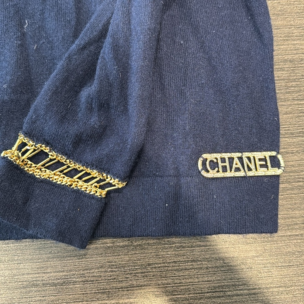 Chanel  Cashmere Pullover